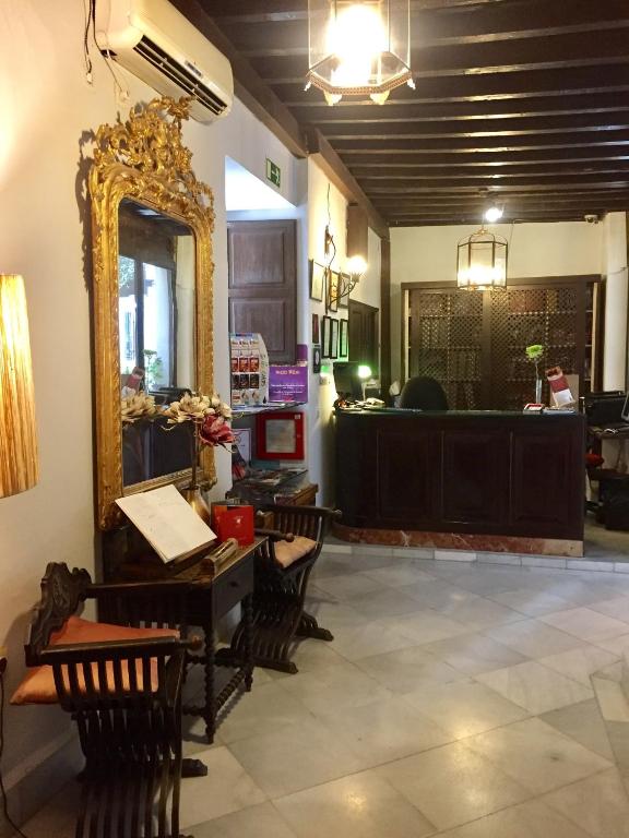 Casa Del Capitel Nazari Hotel