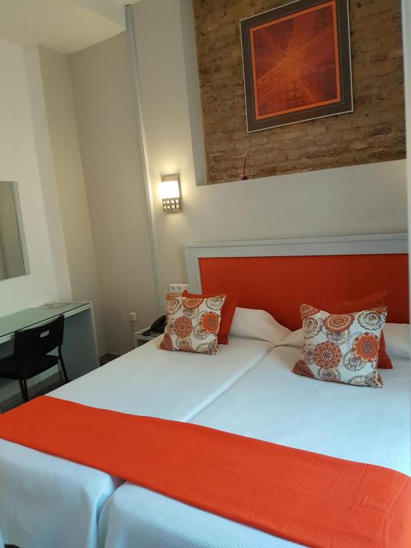 Hotel Y Apartamentos Doña Lola