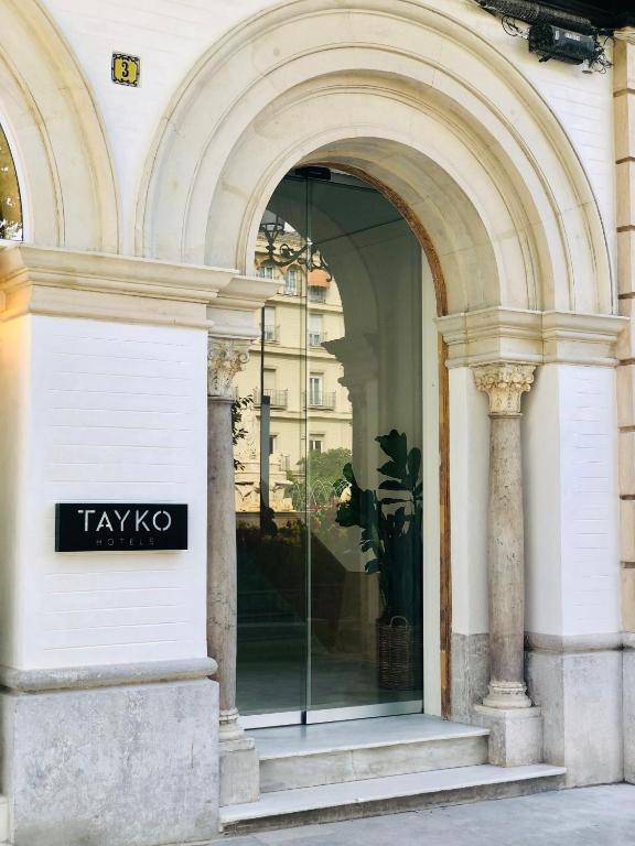 Hotel Tayko Sevilla
