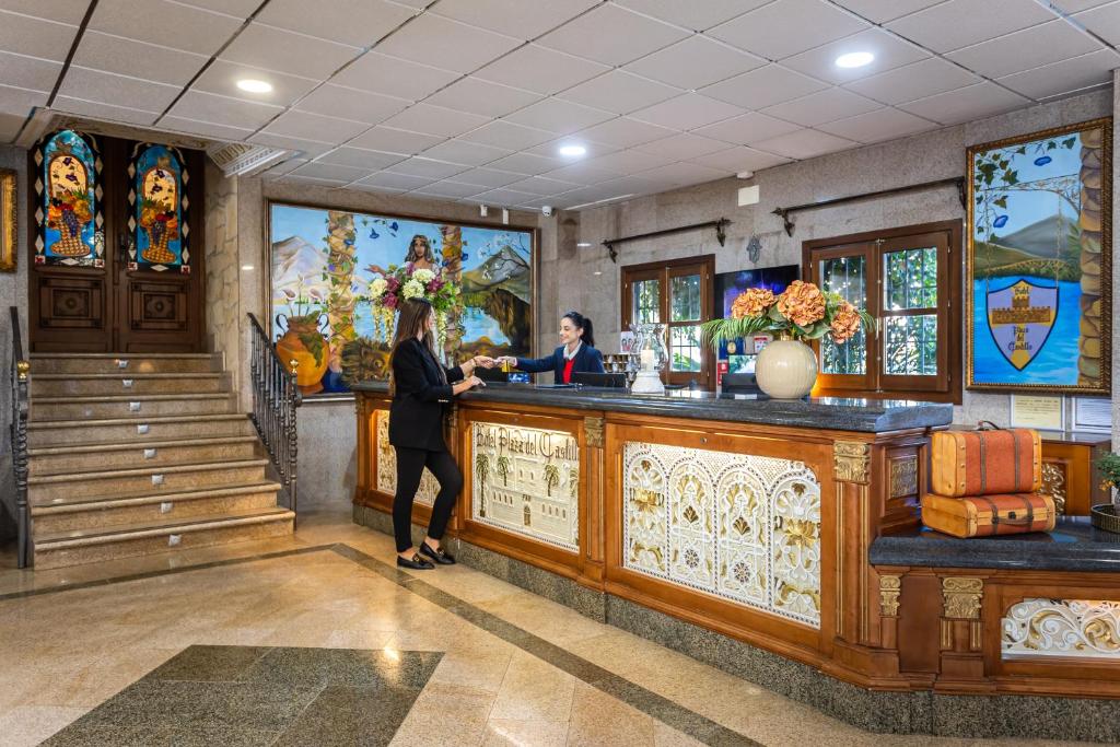 Hotel Plaza Del Castillo