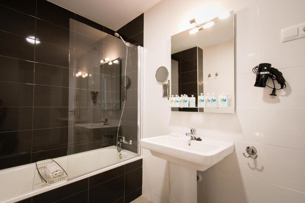 Holidays2malaga Suites Apartments