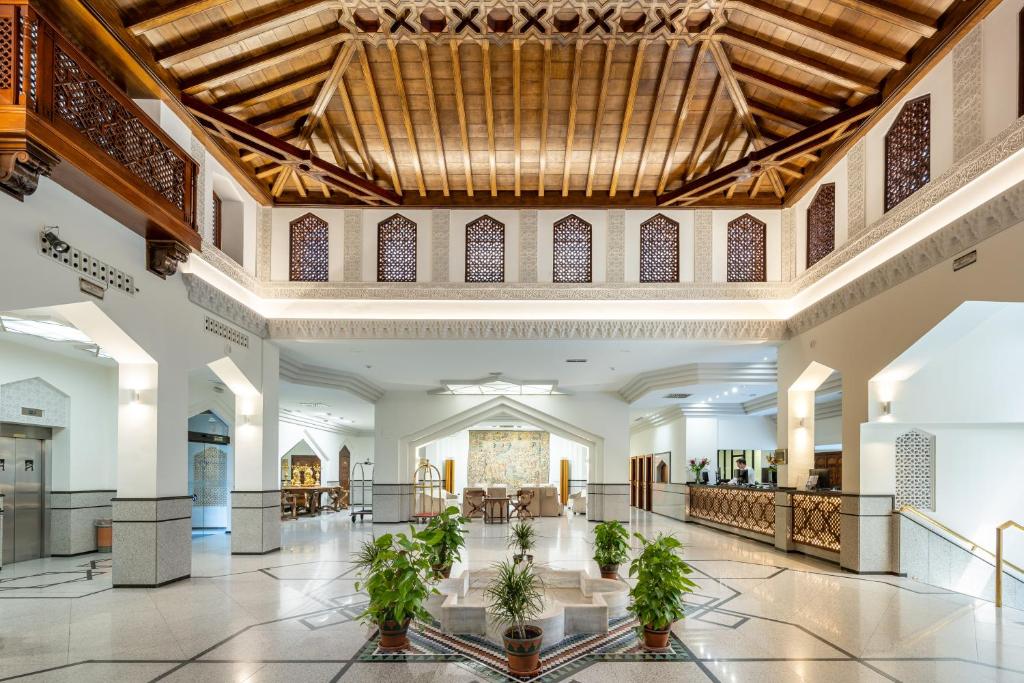 Saray Hotel