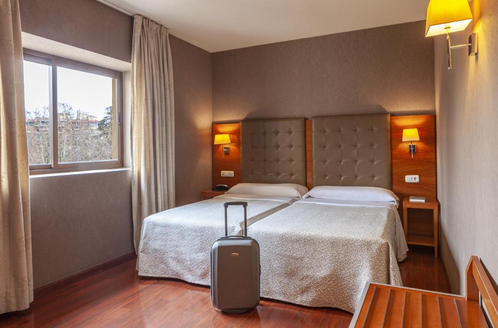 Hotel Macià Monasterio De Los Basilios