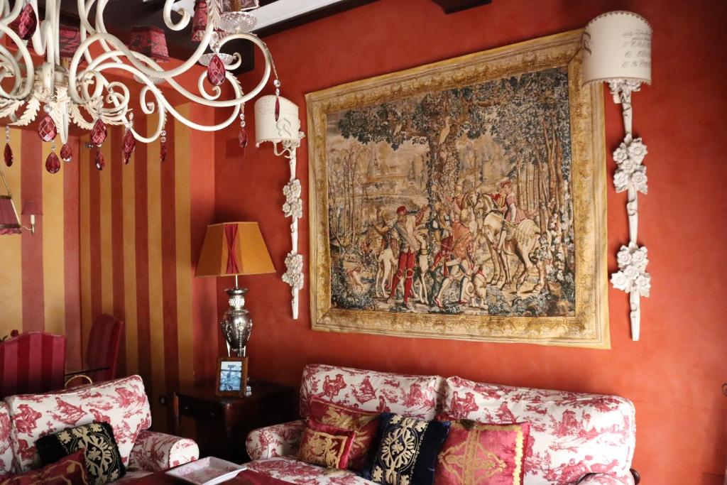 Plaza San Francisco Luxury Apartment